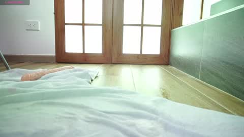 miss_lucyla online show from 01-03-25, 02:08