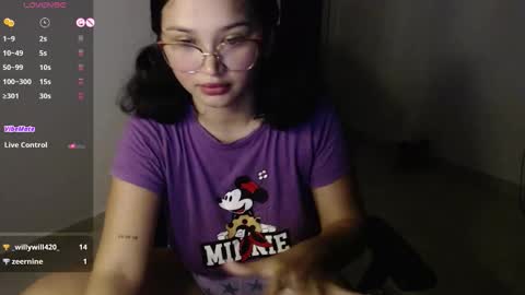 ly independent model online show from 09-08-25, 10:42