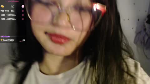 ly independent model online show from 05-03-26, 11:00
