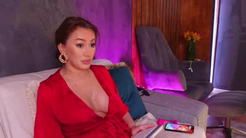 miss_m online show from 04-01-26, 05:54