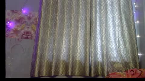 Mahi online show from 06-14-26, 02:57