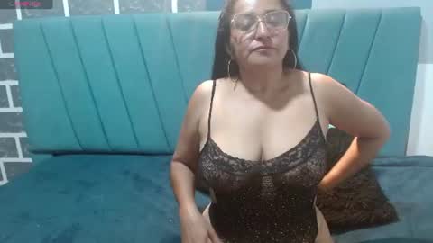 Snapshot of miss_marijane chatting on 07-07-26, 12:20 Mary online show from 07-07-26, 12:20