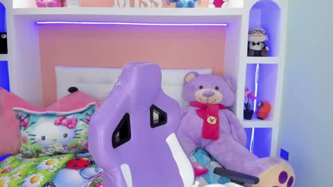 Maru online show from 12-30-24, 05:44