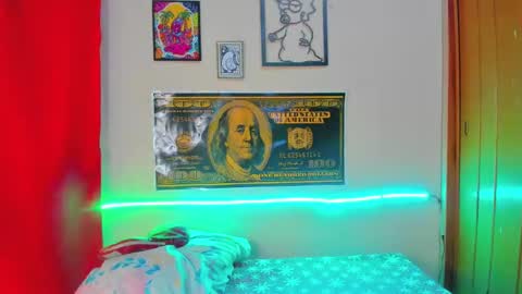 Snapshot of miss_meggaann chatting on 02-12-25, 12:37 MEGG online show from 02-12-25, 12:37