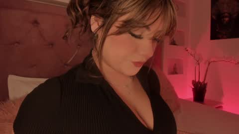 Snapshot of miss_melisaa chatting on 12-15-24, 01:22 Melissa online show from 12-15-24, 01:22