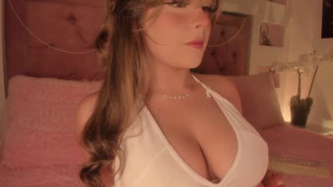 Snapshot of miss_melisaa chatting on 02-06-25, 01:10 Melissa online show from 02-06-25, 01:10