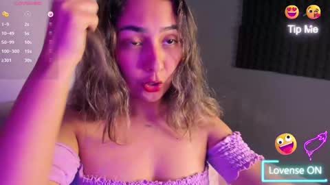 Mia  monday to saturday 6pm to 9pm time Colombia online show from 09-11-25, 11:49