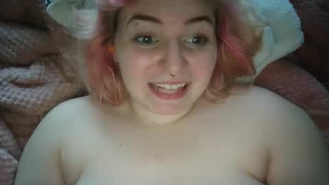 Snapshot of miss_miseryxo chatting on 05-10-26, 09:47 bri online show from 05-10-26, 09:47