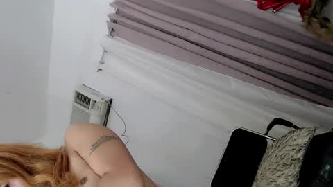 Snapshot of miss_mitchxx chatting on 05-05-26, 09:28 miss_mitchxx online show from 05-05-26, 09:28