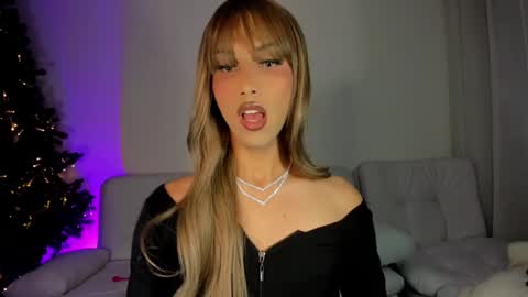 Goddess Myers  thumb up is important for me kisses  online show from 12-09-24, 12:12