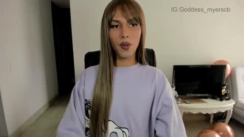 Goddess Myers  thumb up is important for me kisses  online show from 09-30-25, 02:22