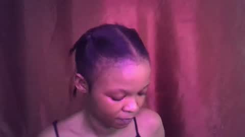 miss_rihanna2 online show from 11-06-25, 07:31