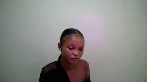 miss_rihanna2 online show from 05-04-26, 09:22