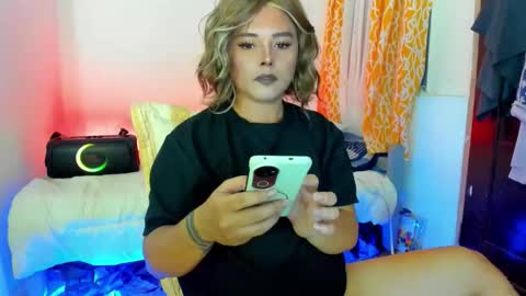 Snapshot of miss_sabrinaxx chatting on 03-25-26, 02:34 miss_sabrinaxx online show from 03-25-26, 02:34