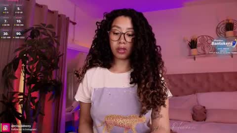 Amy Olivera online show from 10-01-25, 01:06