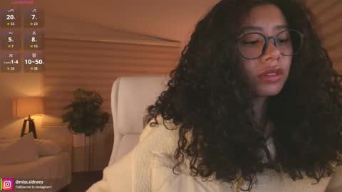 Snapshot of miss_sidney chatting on 05-21-26, 12:45 Amy Olivera online show from 05-21-26, 12:45