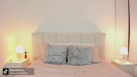 Sofia Alvarez online show from 05-27-26, 12:07