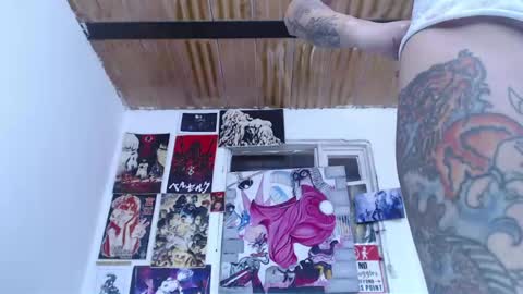 Snapshot of miss_spy chatting on 05-13-26, 05:43 Kortana 2.0 dont forget thumbs up and follow me on twitter online show from 05-13-26, 05:43