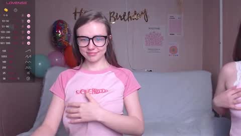 Snapshot of miss_sweetbb chatting on 12-02-24, 05:59 Bella online show from 12-02-24, 05:59