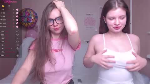 Snapshot of miss_sweetbb chatting on 12-11-24, 05:53 Bella online show from 12-11-24, 05:53