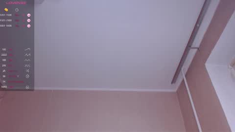 Snapshot of miss_sweetbb chatting on 01-16-25, 02:51 Bella online show from 01-16-25, 02:51