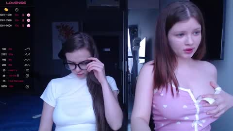 Snapshot of miss_sweetbb chatting on 02-04-25, 10:54 Bella online show from 02-04-25, 10:54