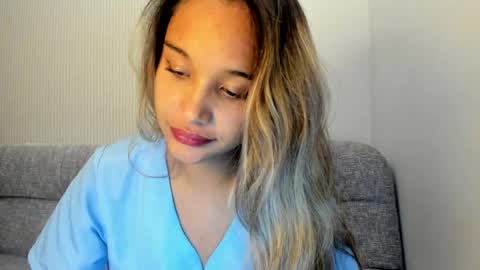 Snapshot of miss_taniac chatting on 04-29-26, 02:04 Miss Taniac online show from 04-29-26, 02:04