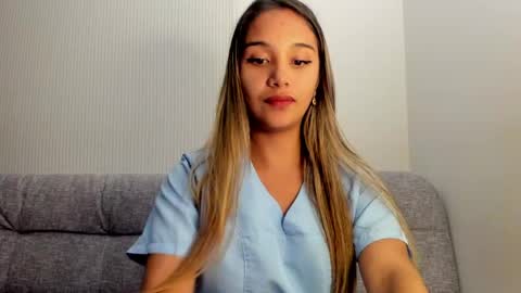 Snapshot of miss_taniac chatting on 05-20-26, 02:40 Miss Taniac online show from 05-20-26, 02:40