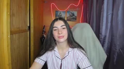 Snapshot of miss_tasy chatting on 02-18-25, 06:04 Melanie January 15th is my birthday there will be an interesting show online show from 02-18-25, 06:04