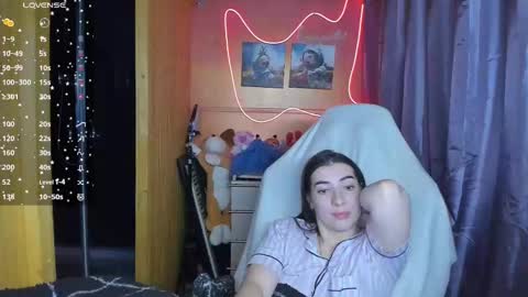 Snapshot of miss_tasy chatting on 03-04-25, 11:29 Melanie January 15th is my birthday there will be an interesting show online show from 03-04-25, 11:29