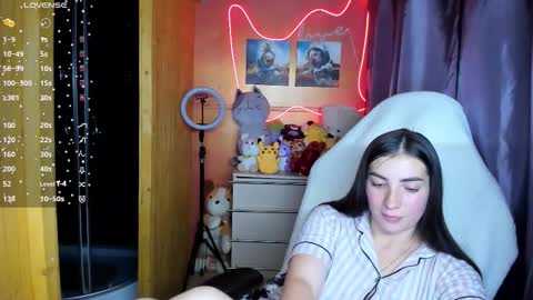 Snapshot of miss_tasy chatting on 10-05-25, 06:34 Melanie January 15th is my birthday there will be an interesting show online show from 10-05-25, 06:34