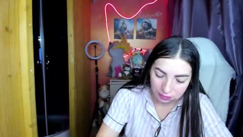 Snapshot of miss_tasy chatting on 02-18-26, 04:30 Melanie January 15th is my birthday there will be an interesting show online show from 02-18-26, 04:30