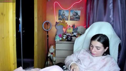 Snapshot of miss_tasy chatting on 03-02-26, 02:47 Melanie January 15th is my birthday there will be an interesting show online show from 03-02-26, 02:47