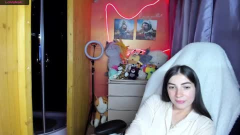 Snapshot of miss_tasy chatting on 05-18-26, 06:25 Melanie January 15th is my birthday there will be an interesting show online show from 05-18-26, 06:25
