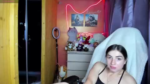 Snapshot of miss_tasy chatting on 07-17-26, 04:52 Melanie January 15th is my birthday there will be an interesting show online show from 07-17-26, 04:52
