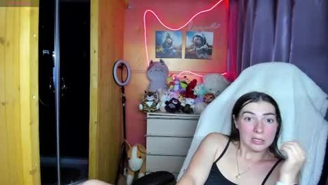Snapshot of miss_tasy chatting on 07-20-26, 08:17 Melanie January 15th is my birthday there will be an interesting show online show from 07-20-26, 08:17