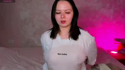 JULIE online show from 04-15-26, 10:11