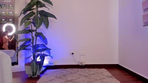 Adara Lpez online show from 12-18-24, 03:22