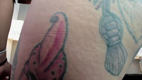 Snapshot of miss_vaiolette chatting on 12-23-24, 11:04 Vaiolette online show from 12-23-24, 11:04