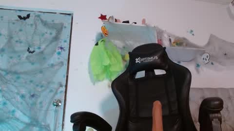 hanna    online show from 10-17-25, 12:58