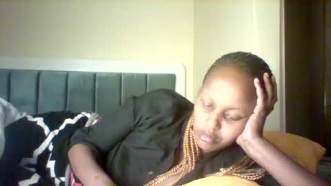 miss_vall online show from 01-12-26, 08:25