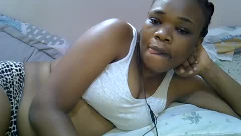 miss_velour online show from 06-18-26, 09:14