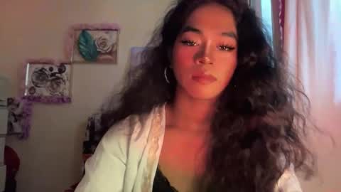 miss_veron_xoxo online show from 11-30-25, 06:17