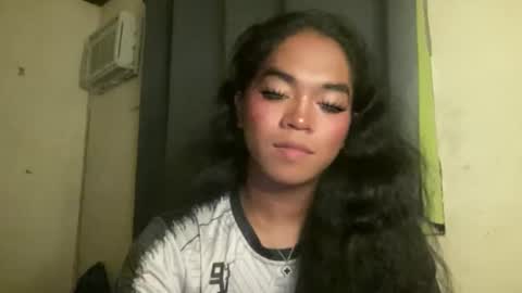 Snapshot of miss_veron_xoxo chatting on 03-20-26, 04:01 miss_veron_xoxo online show from 03-20-26, 04:01