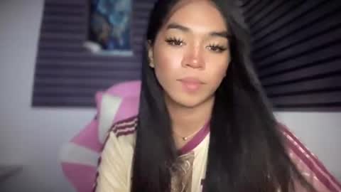 miss_veron_xoxo online show from 05-10-26, 10:20