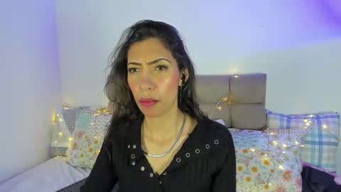 Miss Veronica online show from 02-18-25, 12:06