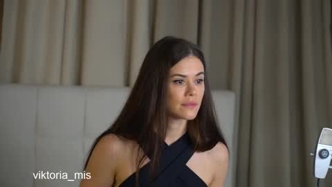 Snapshot of miss_viktoria chatting on 02-25-25, 05:25 Miss Victoria online show from 02-25-25, 05:25