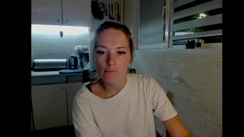 miss_you20 online show from 09-09-25, 06:51