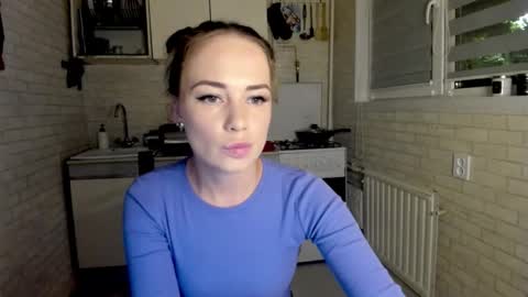 Snapshot of miss_you20 chatting on 09-26-25, 07:07 miss_you20 online show from 09-26-25, 07:07