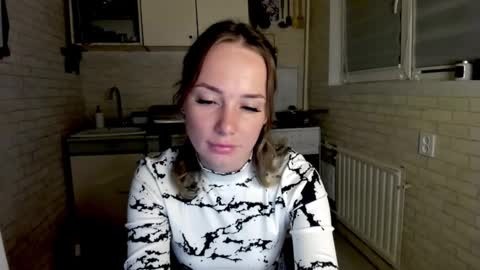 Snapshot of miss_you20 chatting on 10-07-25, 08:39 miss_you20 online show from 10-07-25, 08:39